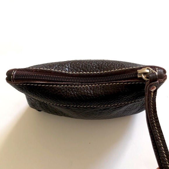 Roots Wristlet Zipper Pouch in Brown Pebbled Leather Excellent Condition unisex - Picture 3 of 7